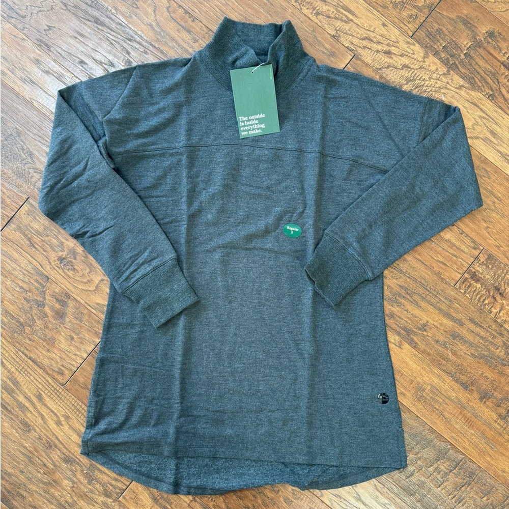 LL Bean athleisure women’s small top NEW